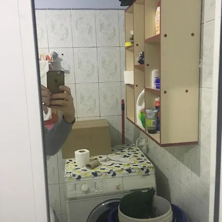 Tatil Evi Bujtina Peshtani *