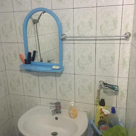 Bujtina Peshtani Tatil Evi *